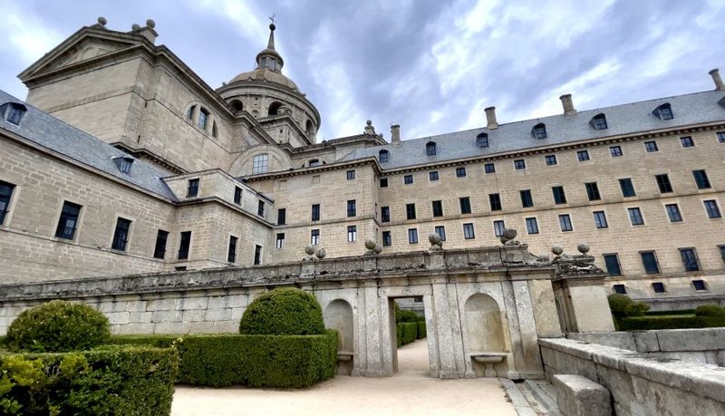 From Madrid: Escorial Monastery and the Valley of the Fallen - Where to take a breather at El Escorial
