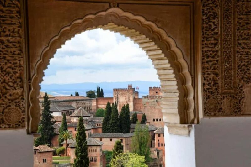 From Málaga and Costa del Sol: Trip to Granada with Alhambra admission - Final Thoughts: Who Should Consider This Tour?