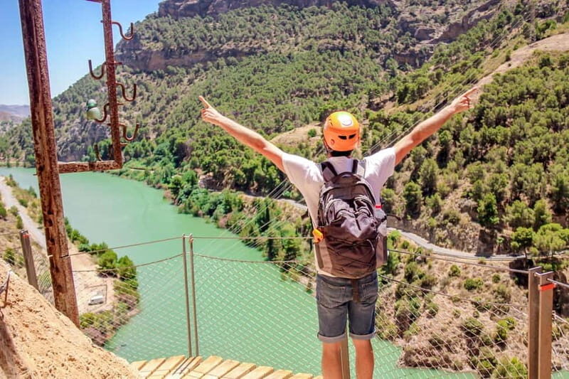 From Málaga: Caminito del Rey Day Trip & Guided Tour - What This Tour Offers in Detail