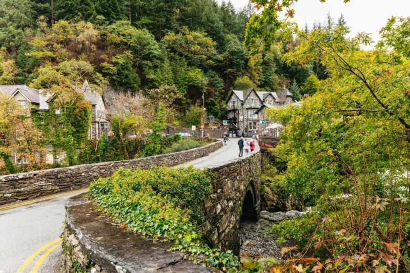 From Manchester: North Wales, Snowdonia, and Chester Tour - Exploring North Wales: The Itinerary Breakdown