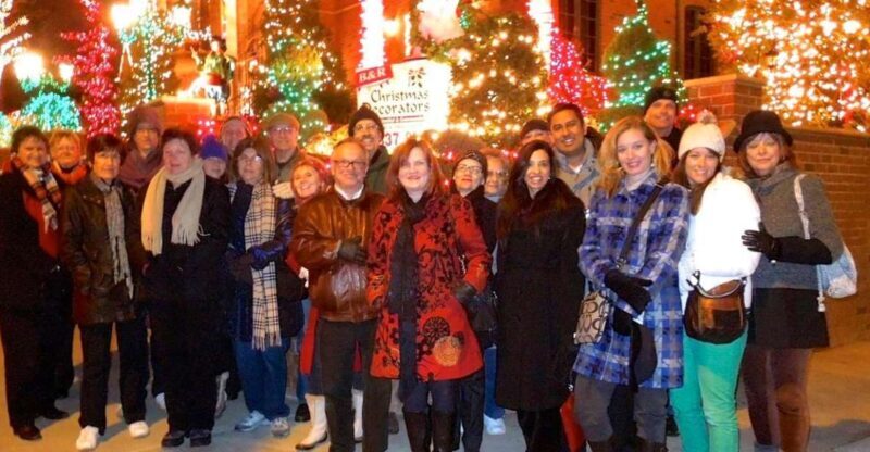 From Manhattan: 4-Hour Christmas Lights Luxury Bus Tour - What You Can Expect from the Tour
