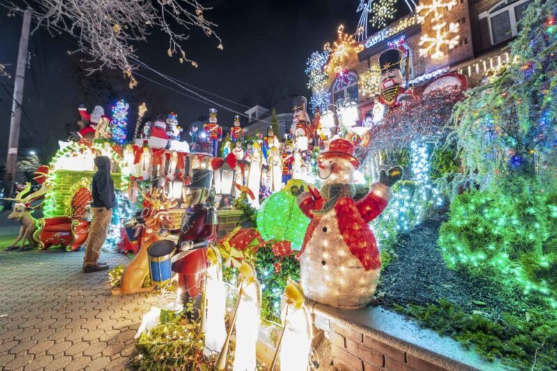 From Manhattan: Dyker Heights Holiday Bus Tour - FAQ