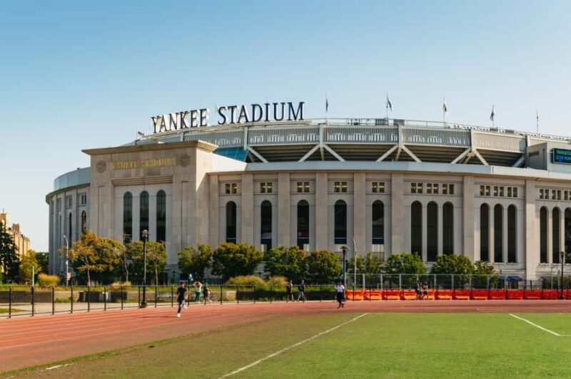 From Manhattan: Full-Day NYC Boroughs and Coney Island Tour - Exploring the Neighborhoods