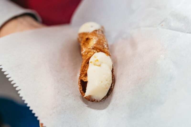 From Manhattan: Half-Day Brooklyn Food and Culture Bus Tour - The Guides Make a Difference