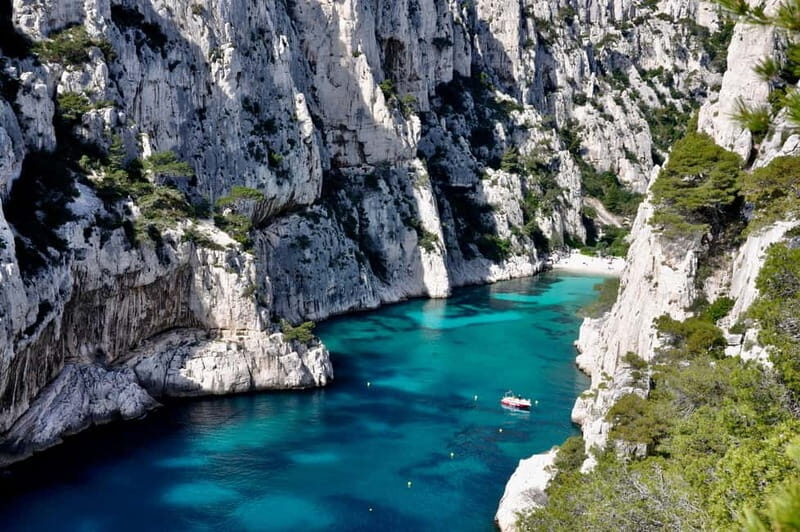 From Marseille: Iconic Calanques Boat Tour with Swimming - Key Points
