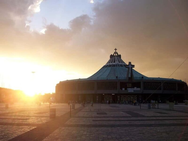 From Mexico City: 1-day tour of the Basilica of Guadalupe and Teotihuacan - What the reviews say