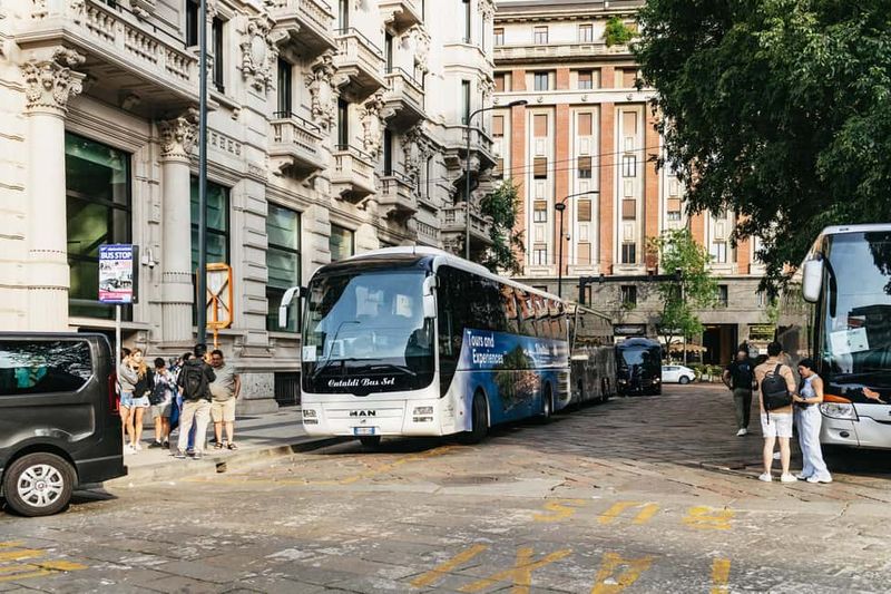 From Milan: Lake Como Cruise with Visits to Como & Bellagio - Public Boat vs Private Boat: How to Choose the Best Fit