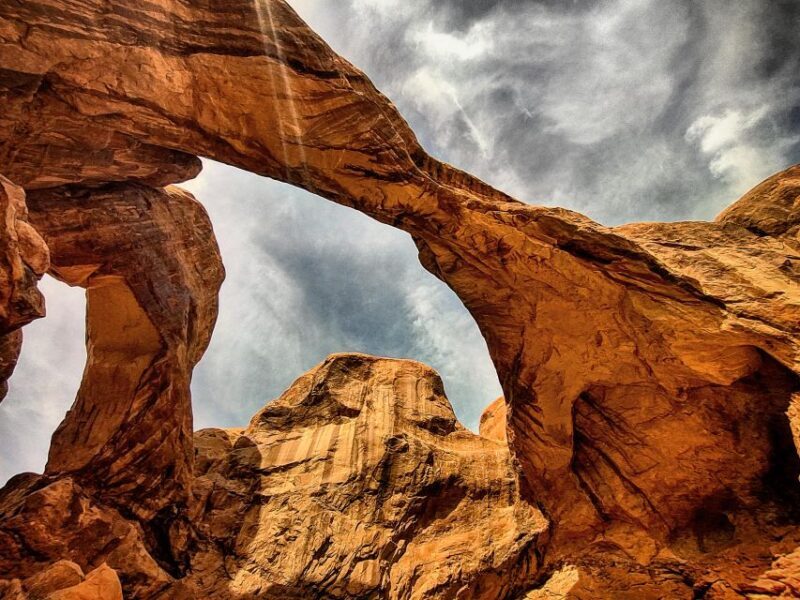 From Moab: Arches National Park 4x4 Drive and Hiking Tour - What’s Included and How It Works