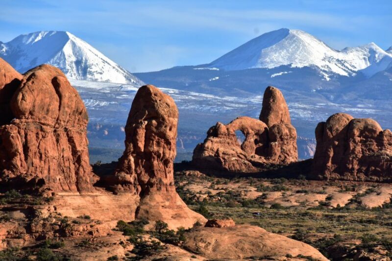 From Moab: Arches National Park 4x4 Drive and Hiking Tour - The Off-Road Adventure