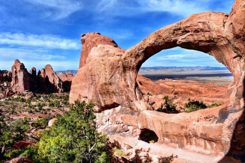 From Moab: Arches National Park 4x4 Drive and Hiking Tour - Practical Considerations