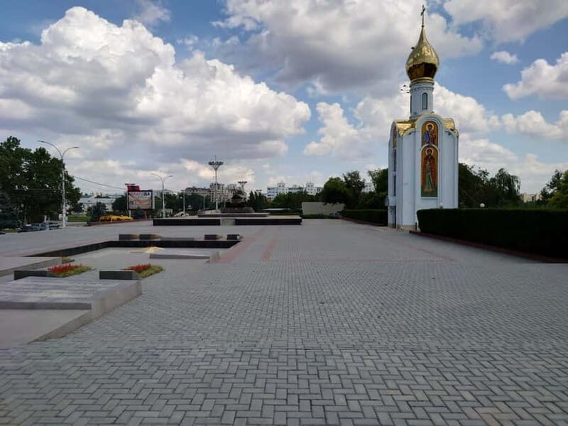 from Moldova:Tour to Soviet Transnistria with Cognac - Key Points