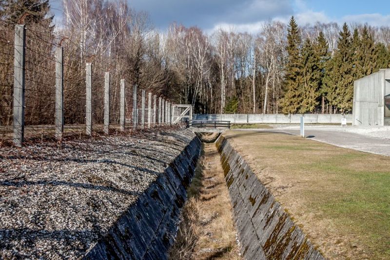 From Munich: Dachau Memorial Site Full-Day Tour - The short break: what you can do (and what you can’t)