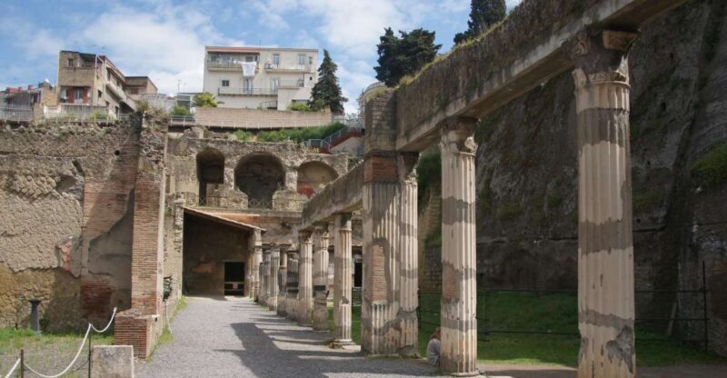 From Naples: Half-Day Herculaneum Tour with Lunch - The Itinerary Breakdown