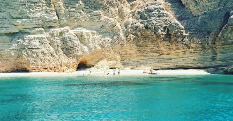 From Naxos: Koufonisia Boat Cruise and Rina's Cave w/ Lunch - The Full Experience: What You Can Expect