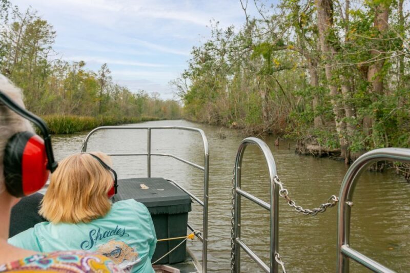 From New Orleans: Swamp Airboat, 2 Plantation Tours & Lunch - FAQ