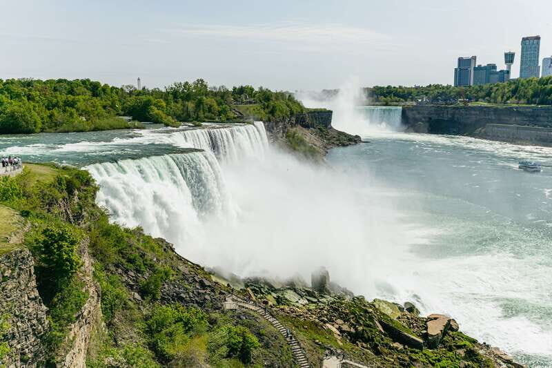 From New York City: Niagara Falls One Day Tour - Key Points