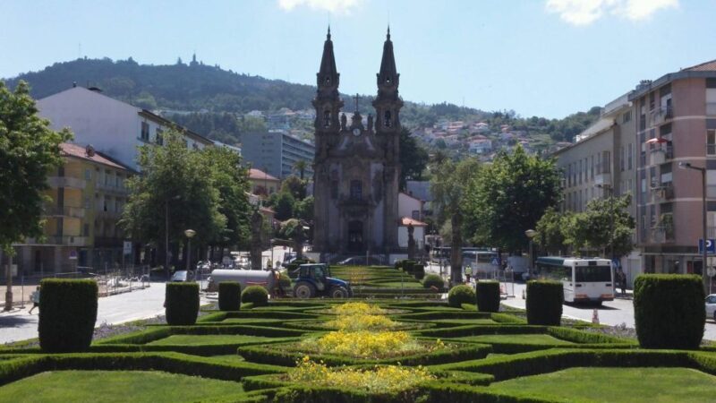 From Oporto: Guimarães Tour (4Hours) - Half Day - A Detailed Look at the Guimarães Tour from Porto
