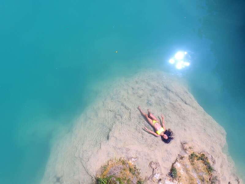 From Palenque: Palenque Ruins and waterfalls Roberto Barrios - Key Points