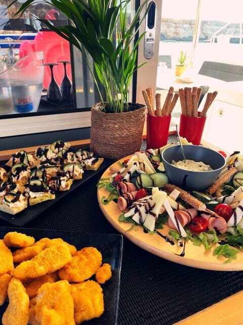 From Panormo: Private Sailing Catamaran Cruise with Lunch - FAQ