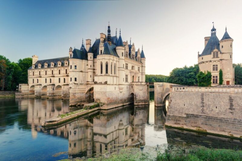 From Paris: Loire Valley Castles Tour with Hotel Transfers - FAQs