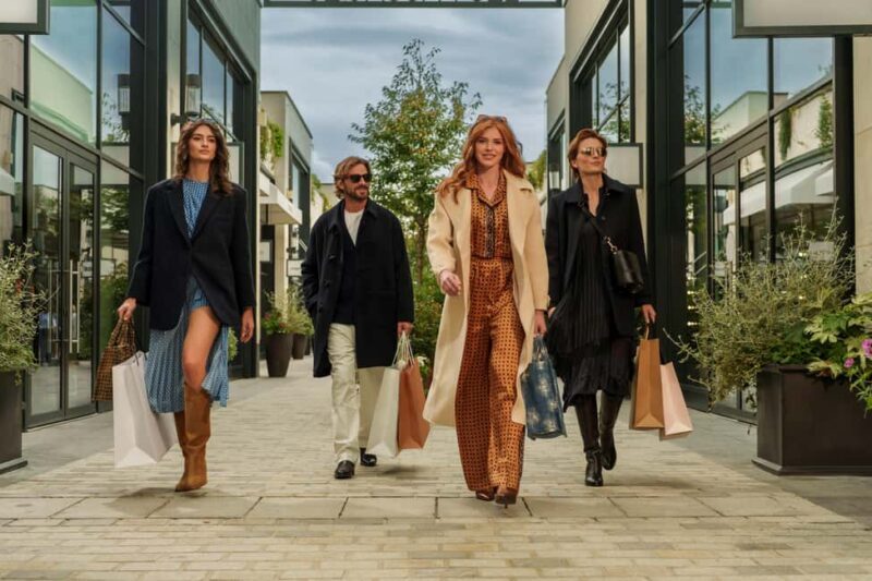 From Paris: McArthurGlen Center & Monet's Givern House Visit - FAQ