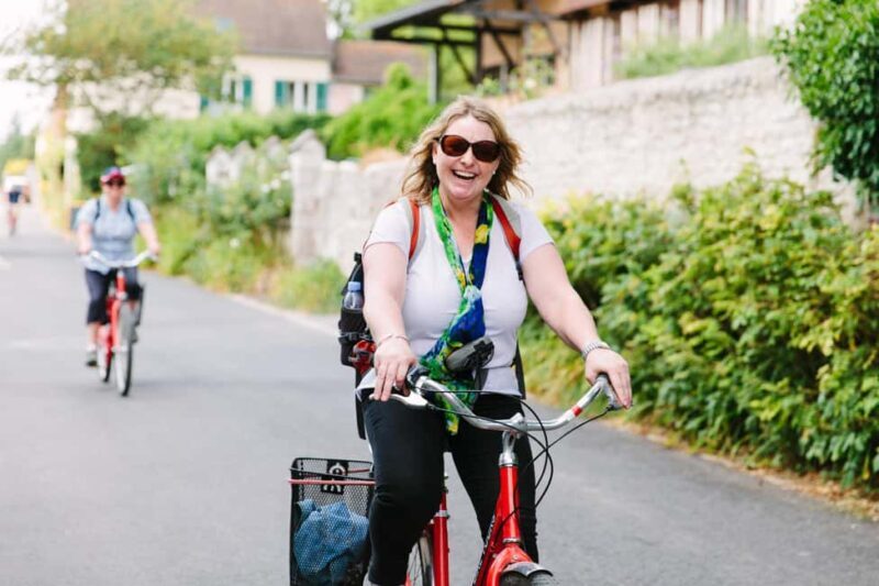 From Paris: Monet Garden & Giverny Bike Tour and Picnic Stop - What Makes This Tour Stand Out