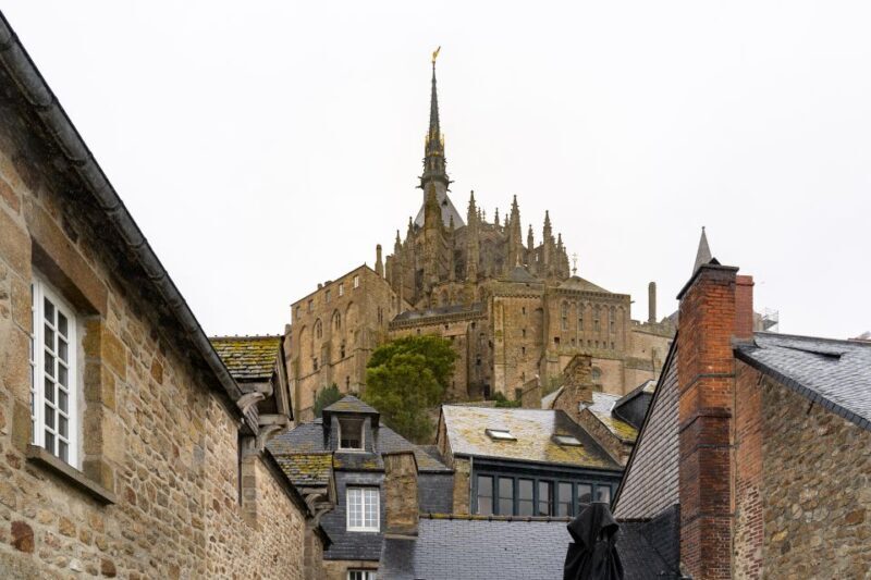 From Paris: Mont Saint Michel Day Trip with a Guide - Guided Tour and Orientation