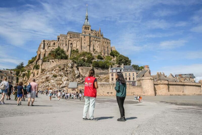 From Paris: Mont Saint-Michel Tour with Hotel Pickup Service - Key Points
