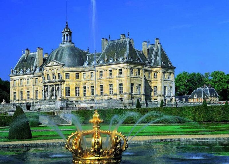 From Paris: Private Tour to Fontainebleau and Barbizon - Key Points