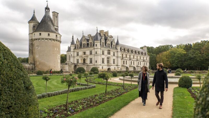 From Paris: Small-Group Tour of Loire Castles - Journey Through the Loire Valley: What to Expect