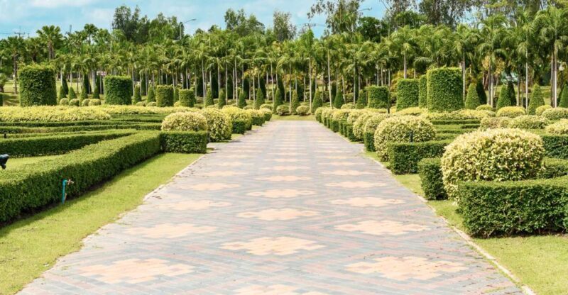 From Paris: Versailles Full-Day Guided Tour with Lunch - Introducing the Versailles Tour: What You Can Expect