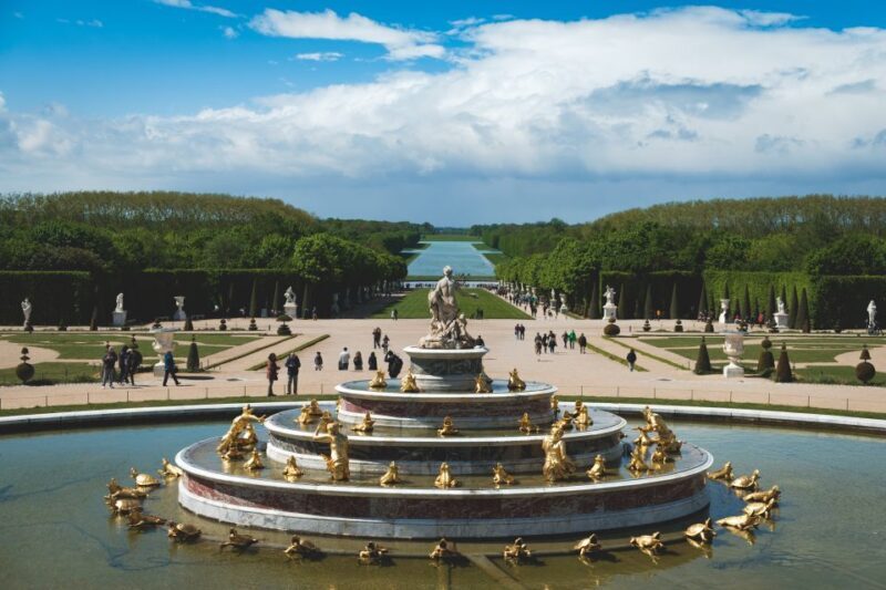 From Paris: Versailles Guided Private Day Trip by Train - Exploring the Palace of Versailles