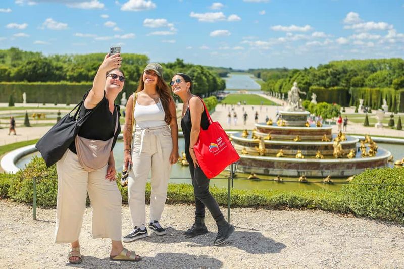 From Paris: Versailles Guided Tour with Skip-the-Line Entry - Pace, Audio, and Crowd Reality: Read This Before You Go