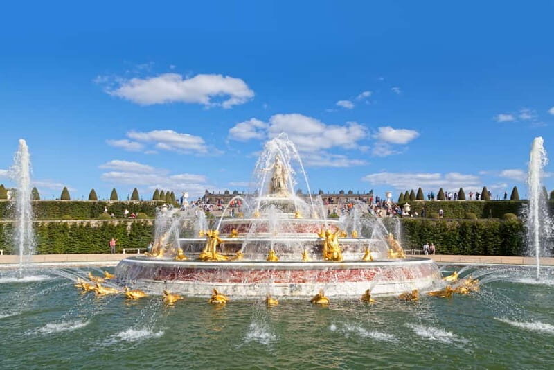 From Paris: Versailles Palace Guided Tour with Bus Transfers - Exploring the Gardens