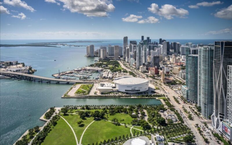 From Pembroke Pines: Helicopter Tour Over Miami - What to Expect on Your Helicopter Tour