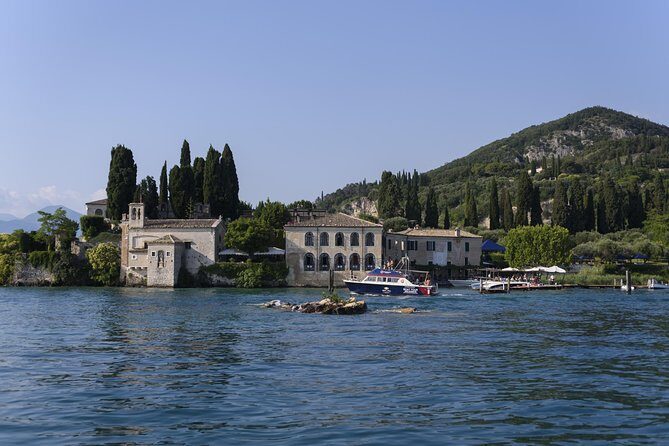 From Peschiera: Cruise on the southern coast to Sirmione - FAQs