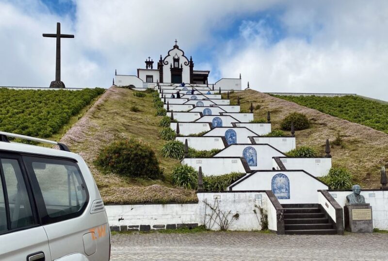 From Ponta Delgada: Furnas Lake Shore 4x4 Guided Day Trip - The Experience: What Our Readers Say