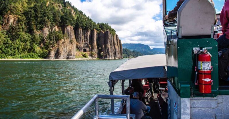 From Portland: Bigfoot Adventure 3.5-hour Jetboat Cruise - Wildlife and Landmark Sightings