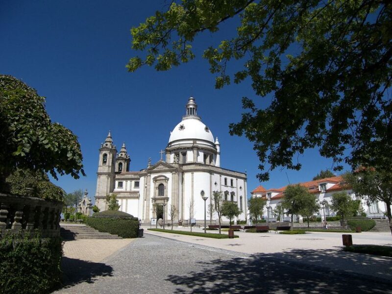 From Porto: Braga and Guimarães Full-Day Trip with Lunch - What to Expect from the Tour