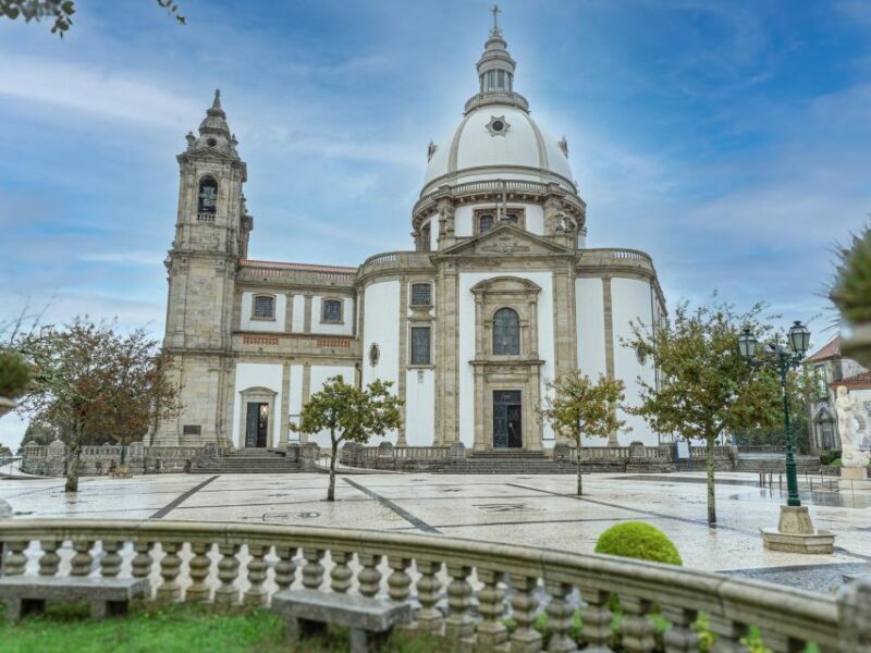 From Porto: Braga & Guimarães full day experience with lunch - A Closer Look at the Itinerary
