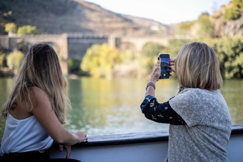 From Porto: Full-Day Douro Valley & Wine Tour with Lunch - Who Is This Tour Best For?