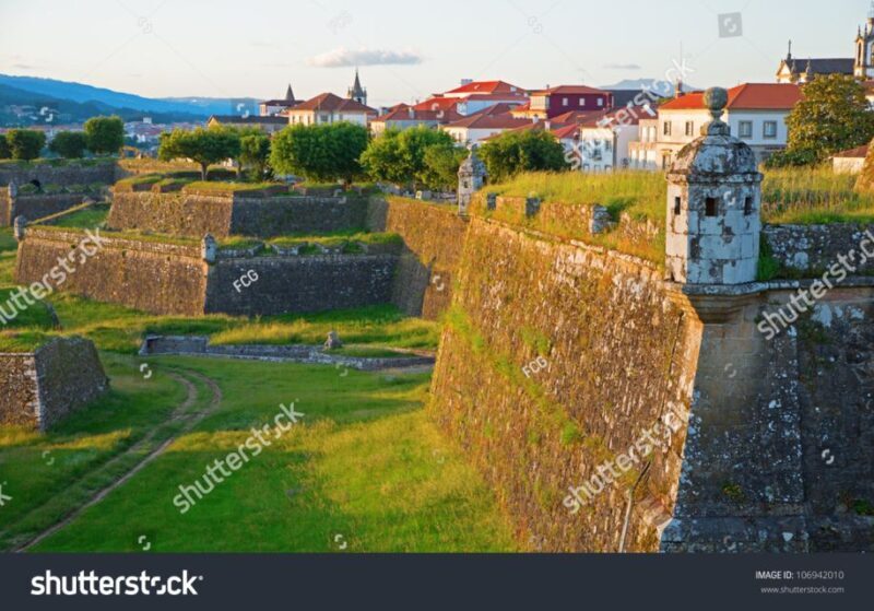 From Porto: Santiago de Compostela Full Day Tour - Who Should Consider This Tour?