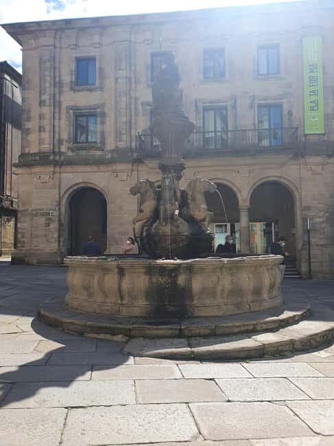 From Porto to Santiago de Compostela up to 4 Stops - Who Is This Tour Best For?