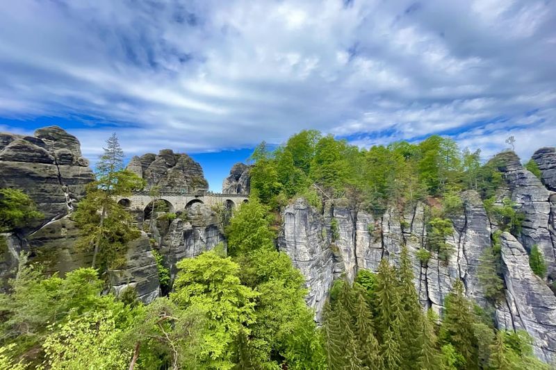 Prague: All-inclusive trip to Bohemian and Saxon Switzerland - Tisa Walls: the rock city feeling of Narnia-style trails