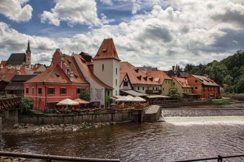 From Prague: Cesky Krumlov Luxury Private Tour with Lunch - FAQ