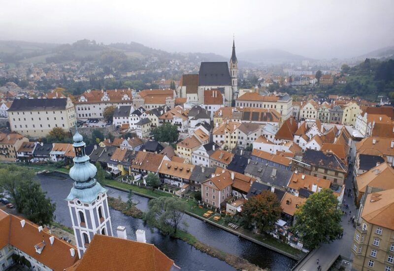 From Prague: eský Krumlov and eské Budjovice Day Trip - Considerations and Tips