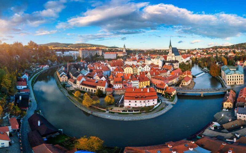From Prague: eský Krumlov & eské Budjovice Photo Day Trip - Who Should Consider This Tour?