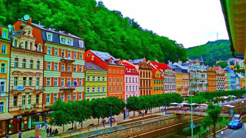 From Prague: Karlovy Vary Day Trip - Practical Aspects: Transportation, Timing, and Group Size