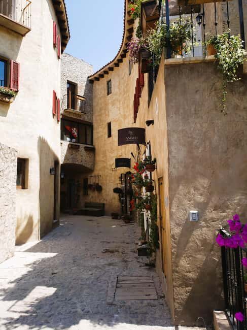 From Puebla: CHAUTLA AND VAL'QUIRICO PRIVATE TOUR - An In-Depth Look at the Tour