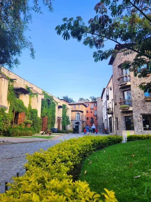 From Puebla: CHAUTLA AND VAL'QUIRICO PRIVATE TOUR - Frequently Asked Questions